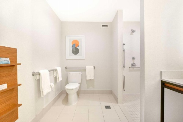 Hilton Garden Inn LAX/El Segundo image 17