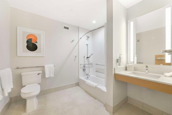 Hilton Garden Inn LAX/El Segundo image 20